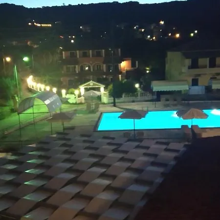 Hotel Prassino Nissi