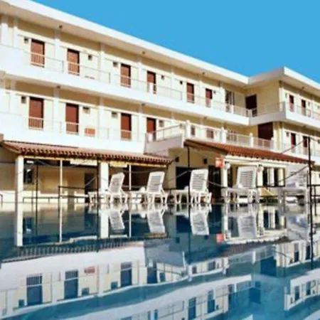 Prassino Nissi Hotel 2*