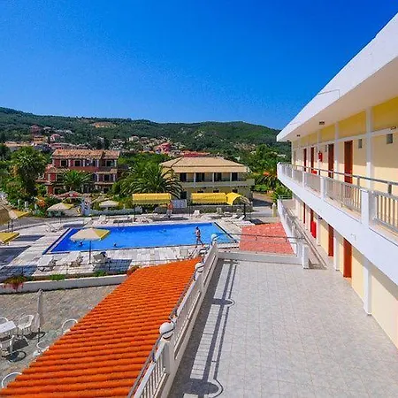 Prassino Nissi Moraitika